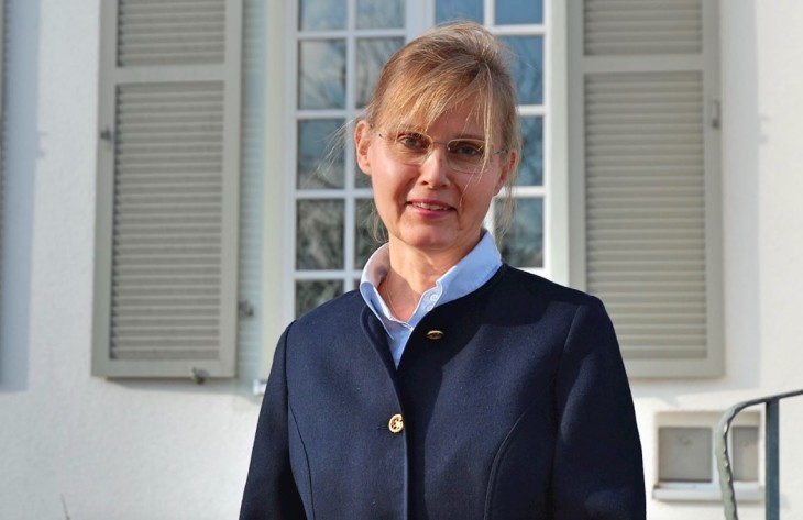 法輪大法を修煉してから心の安らぎを取り戻したマリタさん(明慧ネット)