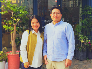 仲良しの秘訣は「真善忍」　夫婦のストーリー